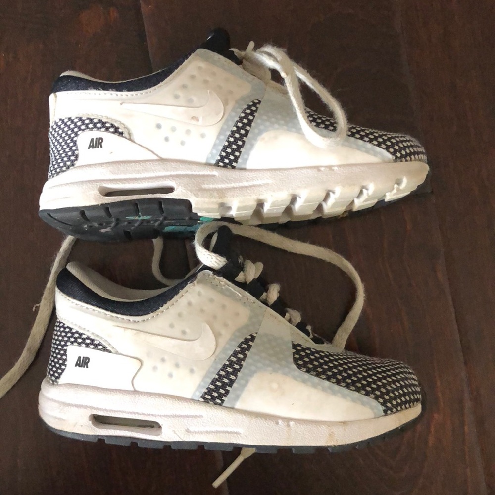 Nike Airmax toddler shoes